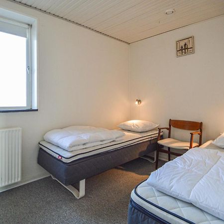 Awesome Home In Bredebro With Kitchen Ballum エクステリア 写真